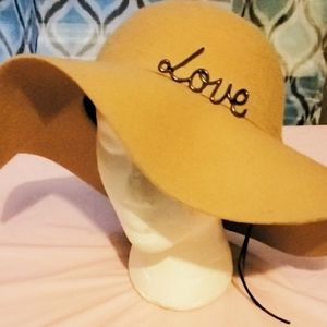 Felt Floppy Wide Brim Hat